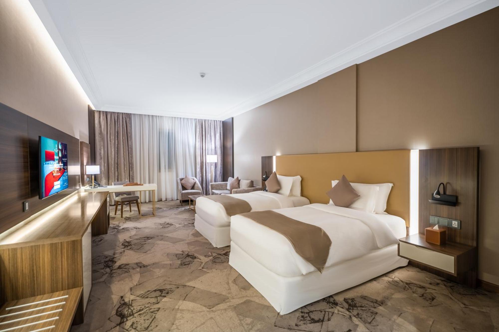 Grand Millennium Al Seef Basra Exterior foto